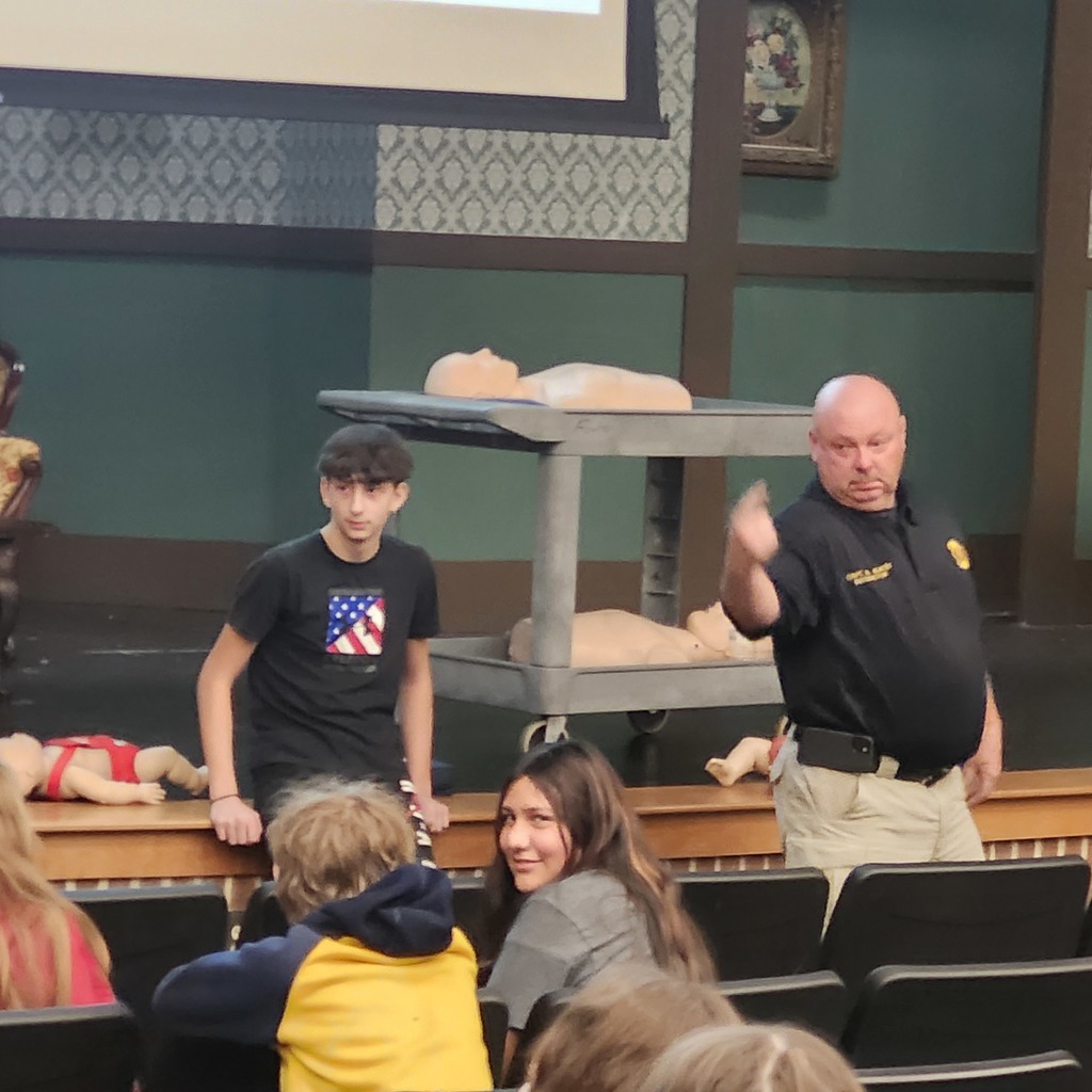 7th Grade Science students learn CPR