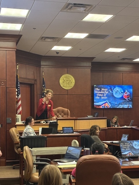 Fourth Grade visiting the Pickens County Court House.