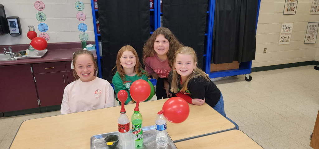 Grinch chemical reaction in Computer/STEM lab.