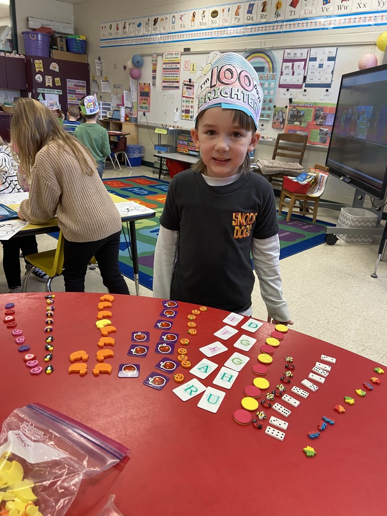 Mrs. Gartrell's classroom for the 100th day!