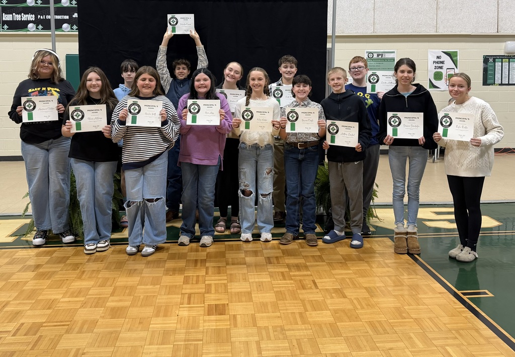 7th Grade Principal's List students with certificates