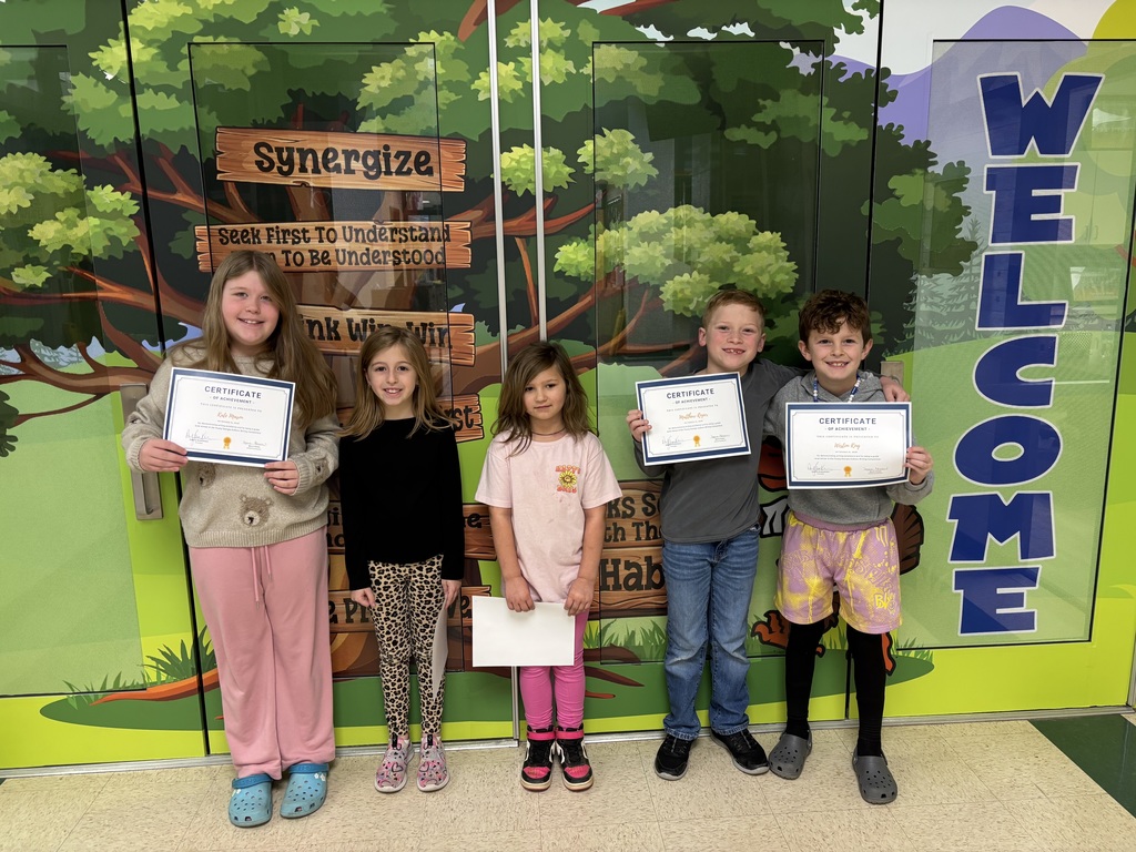 Young Georgia Authors certificate of achievement winners.