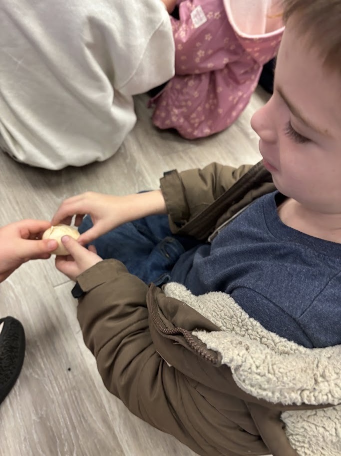 Dr. Pryor visits with kindergarten for a dental hygiene presentation.