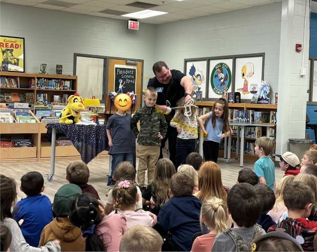 Dr. Pryor visits with kindergarten for a dental hygiene presentation.