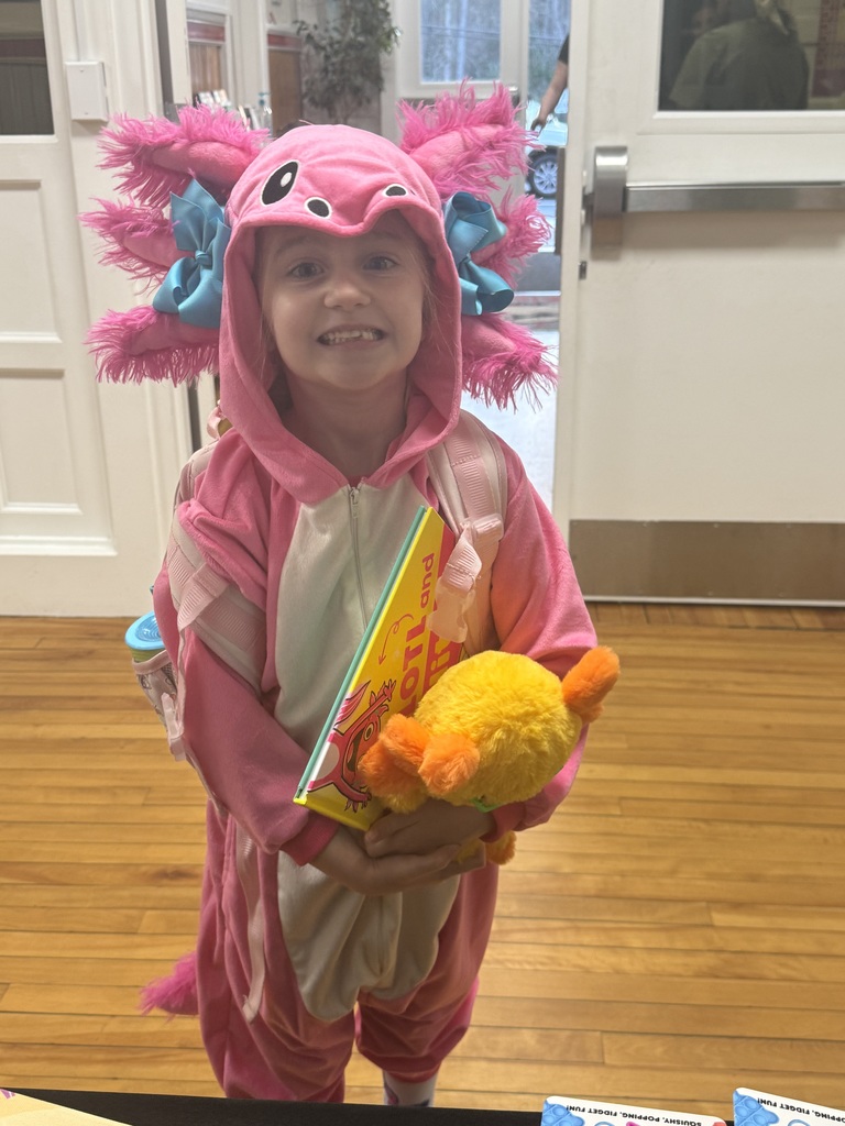 girl dressed as an axiolota