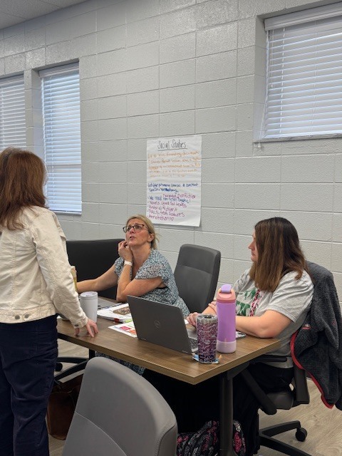 Teams gather for LIT Team meeting