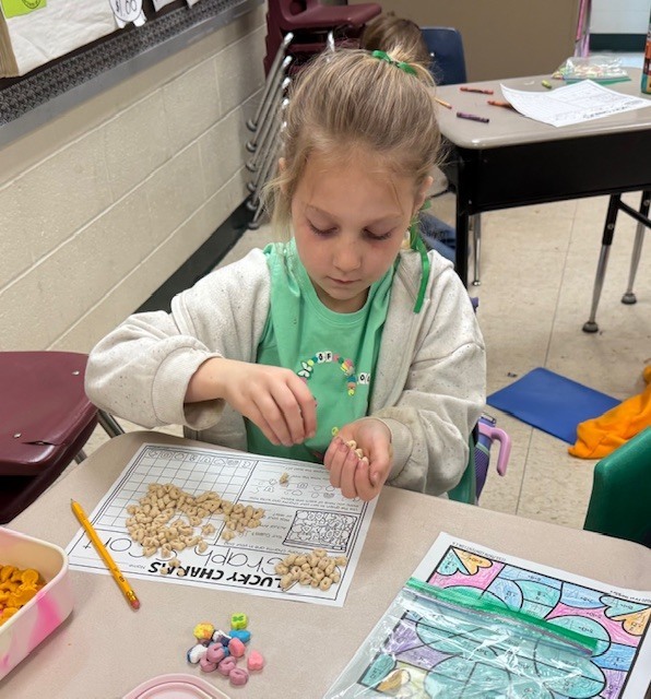 Lucky Math! 🍀 Mrs. Sultan's first-grade math students graphed Lucky Charms today! What a smart and tasty way to learn about graphing!