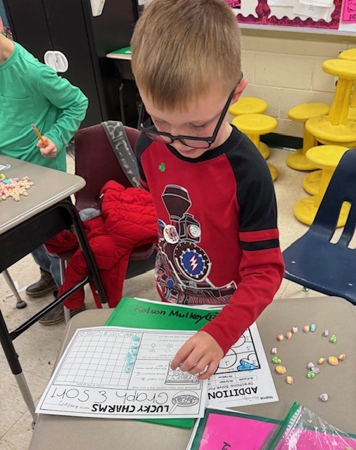 Lucky Math! 🍀 Mrs. Sultan's first-grade math students graphed Lucky Charms today! What a smart and tasty way to learn about graphing!