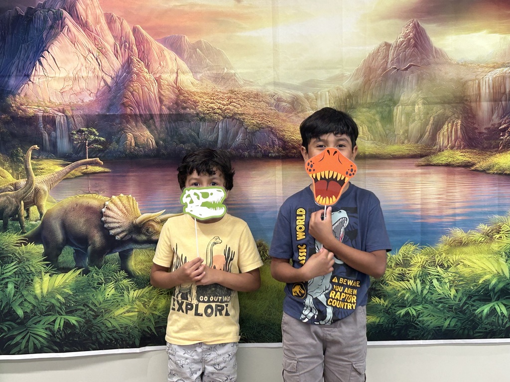 Hype Night for summer reading at the Pickens County Library. Sign up for summer reading fun!