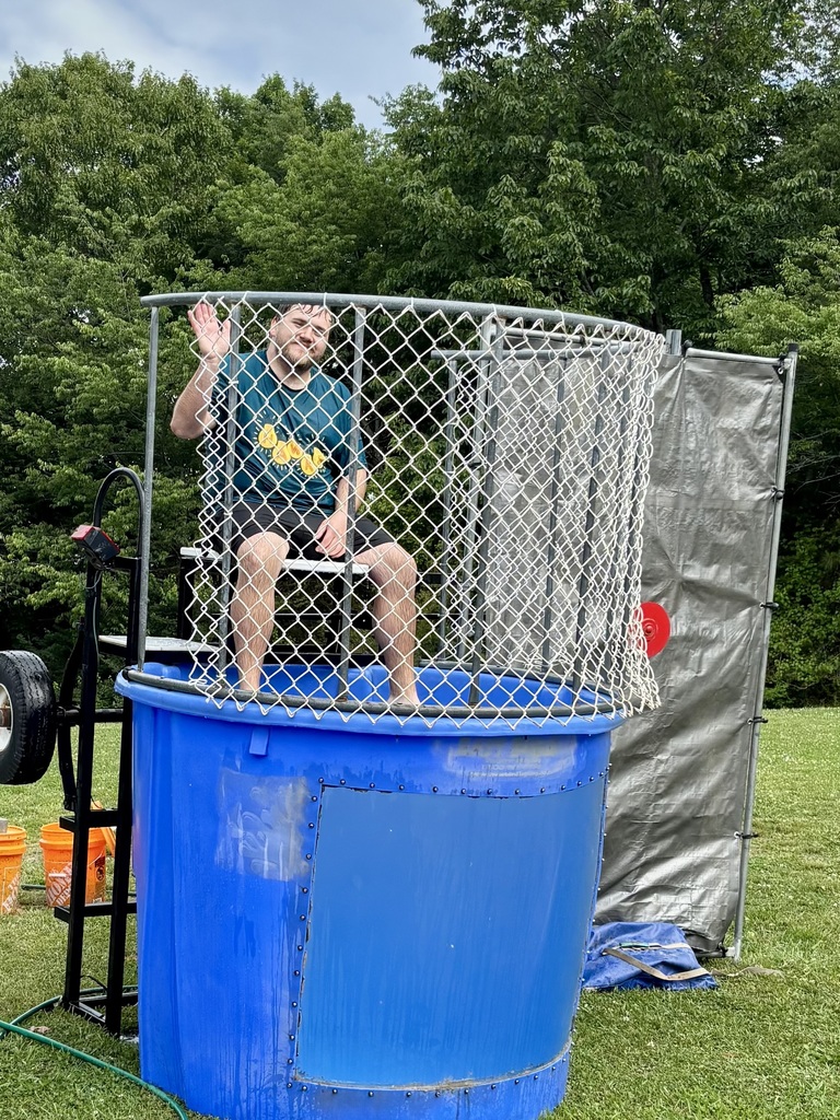 State testing is officially over, and it was time to celebrate our amazing third and fourth graders yesterday and all of their hard work with a good old-fashioned carnival! 