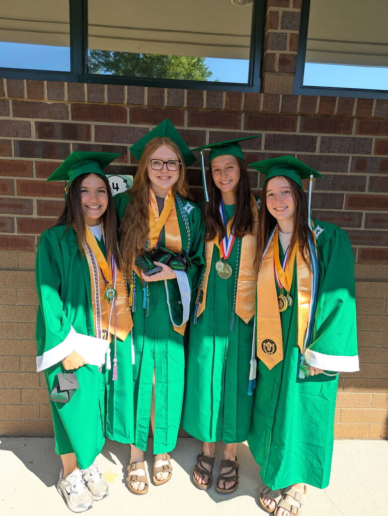Senior Walk: Congratulations PHS Class of 2026! 