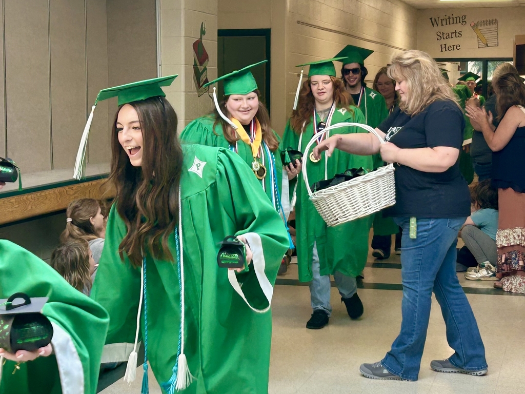 Senior Walk: Congratulations PHS Class of 2026! 