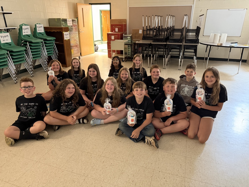 A huge thank you to our amazing community partners for showering our fourth-grade students with gift bags filled with certificates for free meals, drinks, ice cream, cookies, and other special treats!