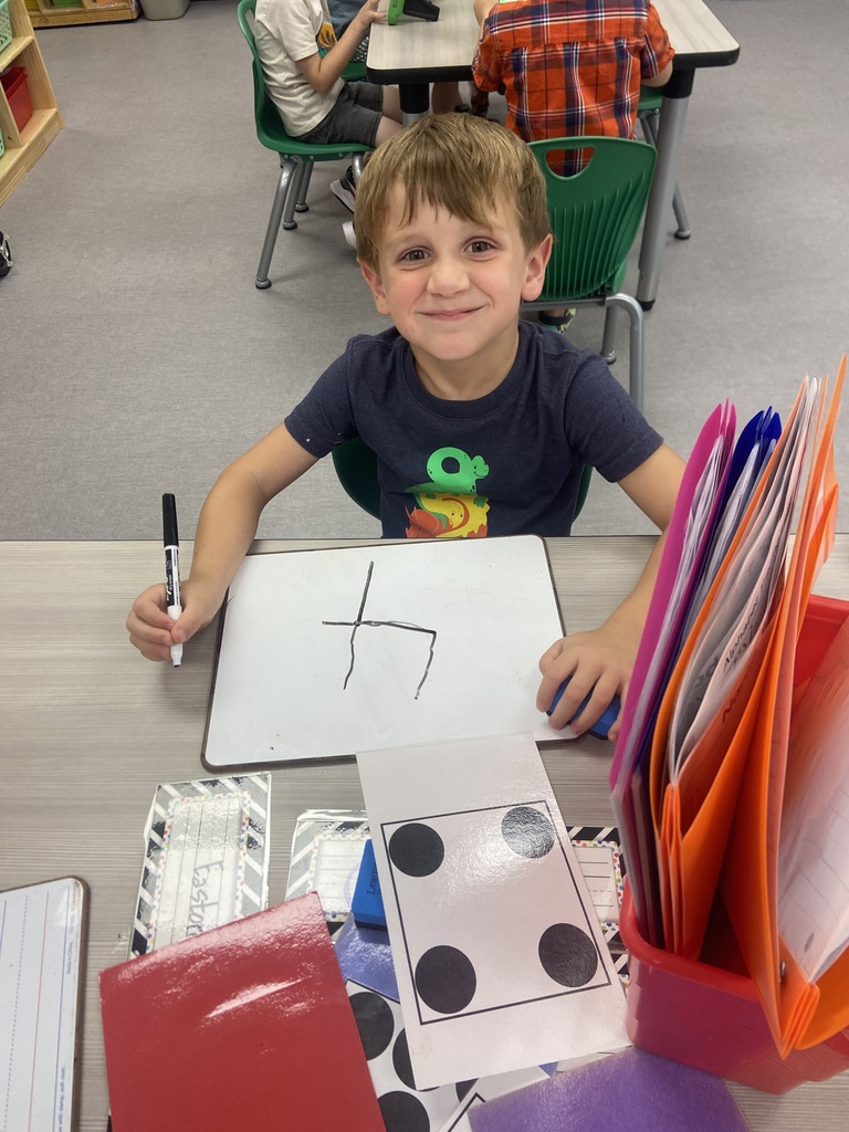 Mrs. Gartrell’s kindergarten students are practicing number identification and learning to recognize how many items are in a small group instantly.