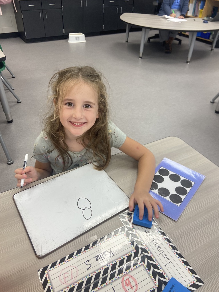 Mrs. Gartrell’s kindergarten students are practicing number identification and learning to recognize how many items are in a small group instantly.