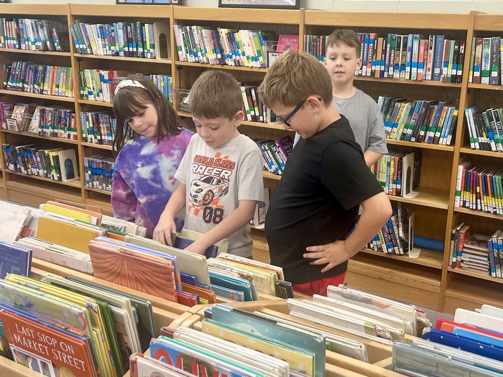 Welcome to the place where “Why?” always looks for answers—the library! After enjoying "The Curious Why" by Angela DiTerlizzi, students in grades 2–4 practiced using shelf markers with the help of their Library Leaders. Four students from each class were chosen as Library Leaders and kindly coached their classmates on this important library skill! Way to lead and learn! #LeaderInMe