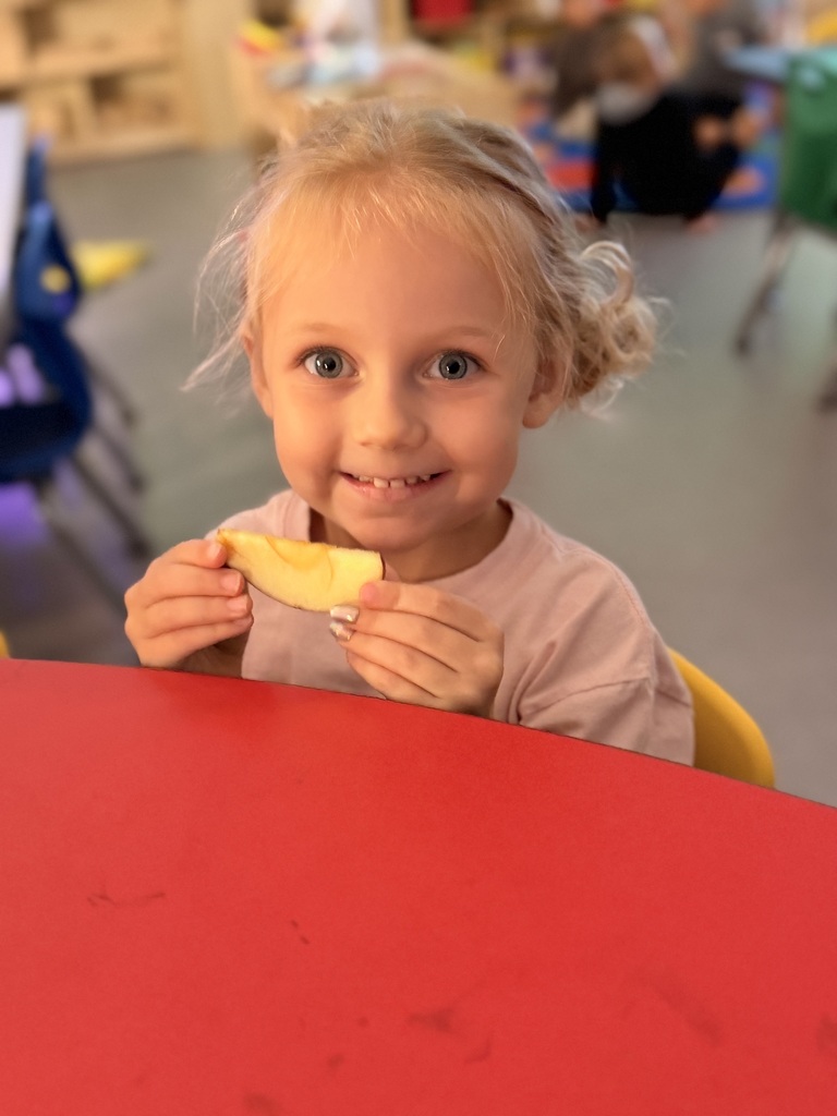 Mrs. Allen’s class put their taste buds to the test! Students sampled three different varieties of apples and created a tally chart to see which one was the class favorite.
