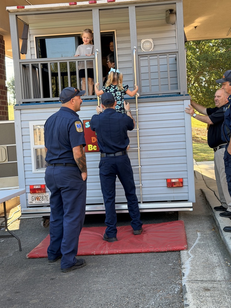 After listening intently to an important fire safety lesson, Mrs. Allen’s Pre-K students loved getting the chance to exit the firehouse using the ladder! 