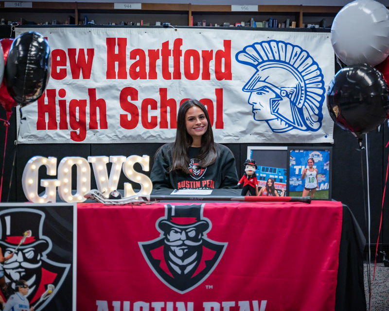 Natalia Viola Austin Peay Div 1 Signing