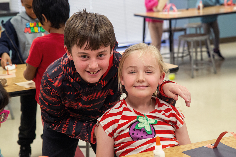 Tadlock Fifth Graders Lend a Helping Hand During Recess Period