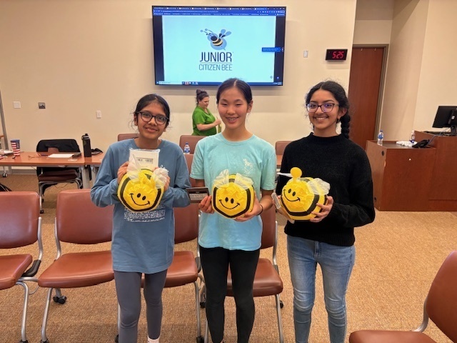 Middle Schoolers Advance to Statewide Junior Citizen Bee