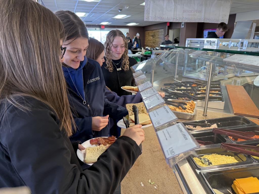 Students going through a lunch line at UMD