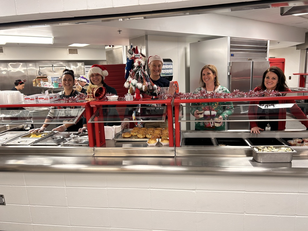 Servers in lunch line