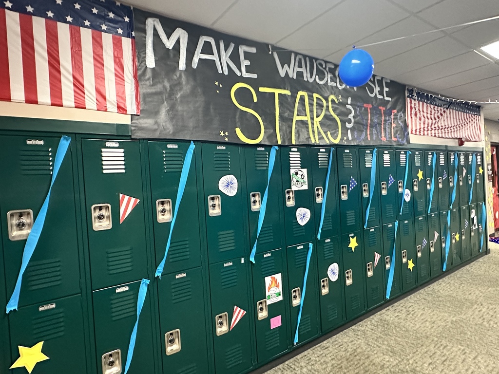 decorated hallways for homecoming