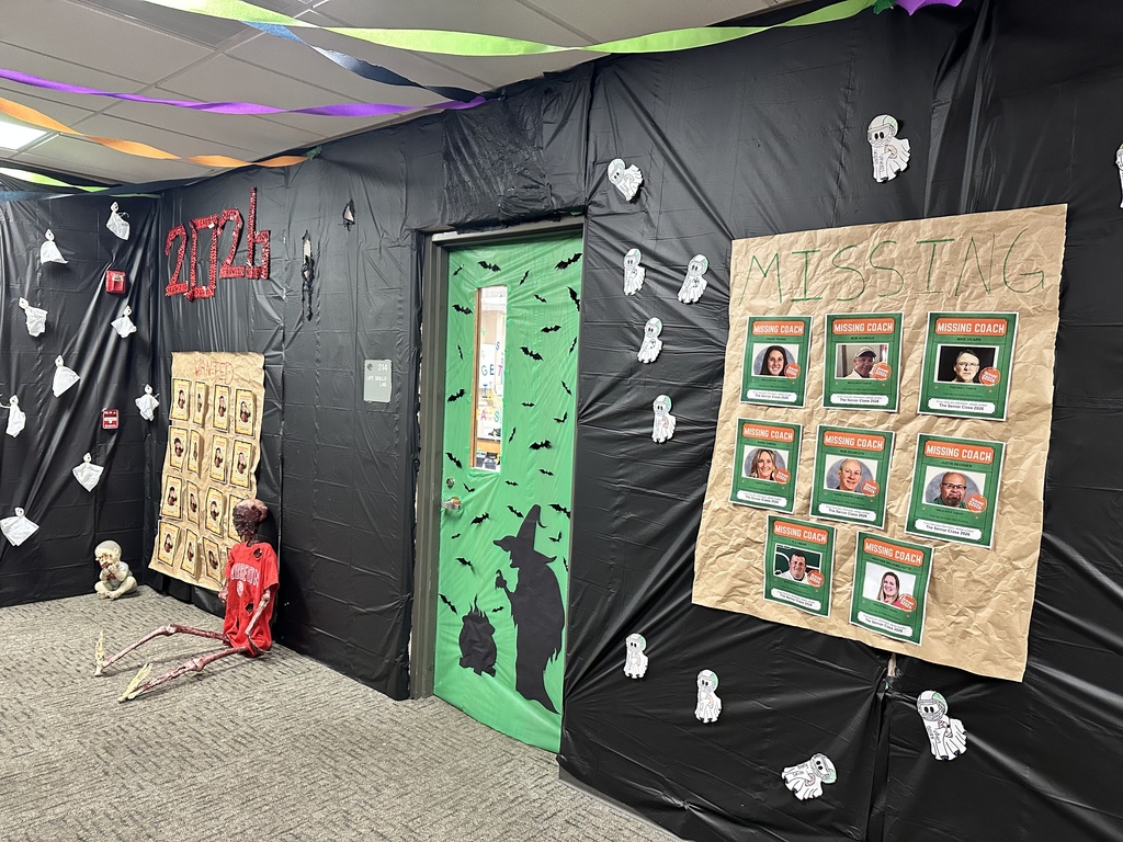 decorated hallways for homecoming