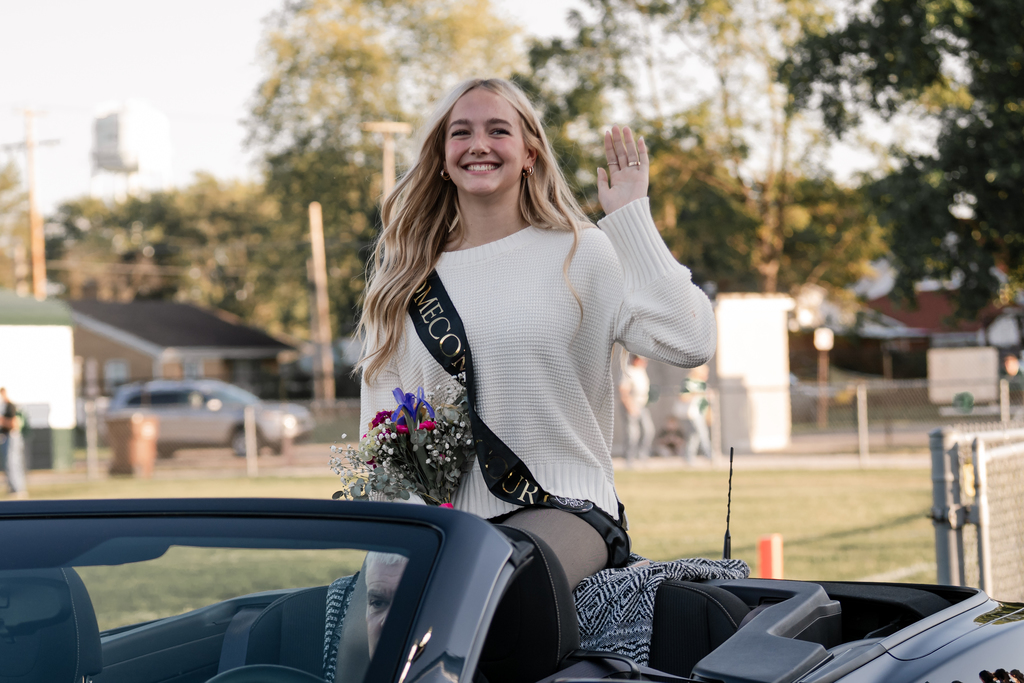 members of homecoming court