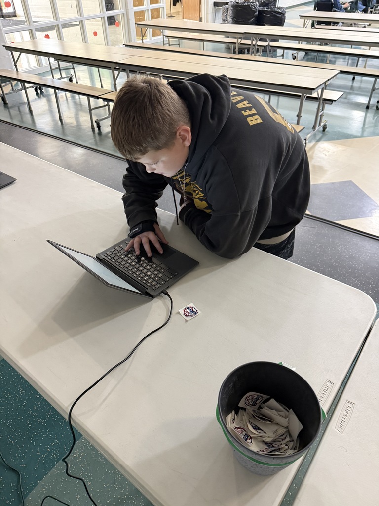 students voting in school