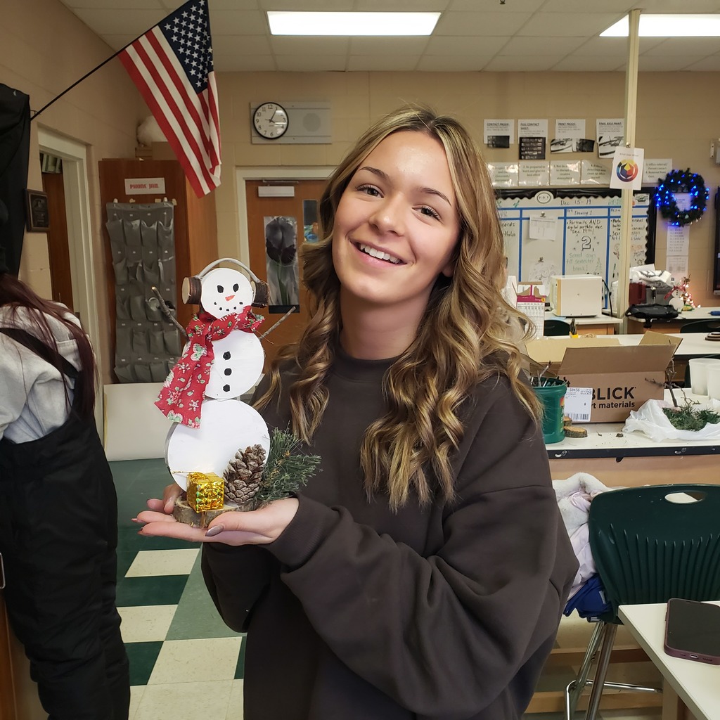Students working in an Art room