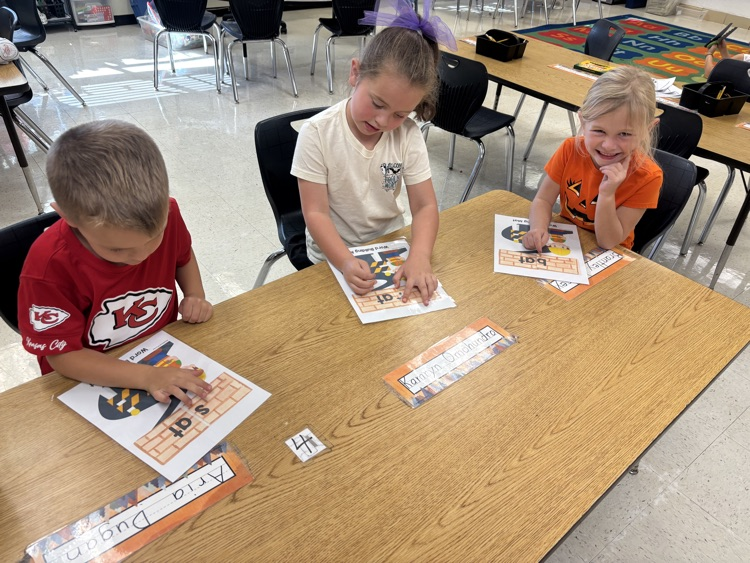 Constructing CVC words