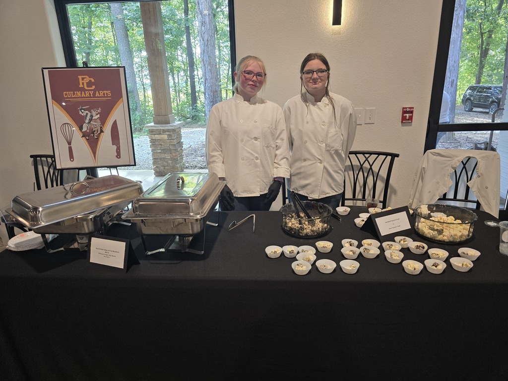 2 Culinary Students