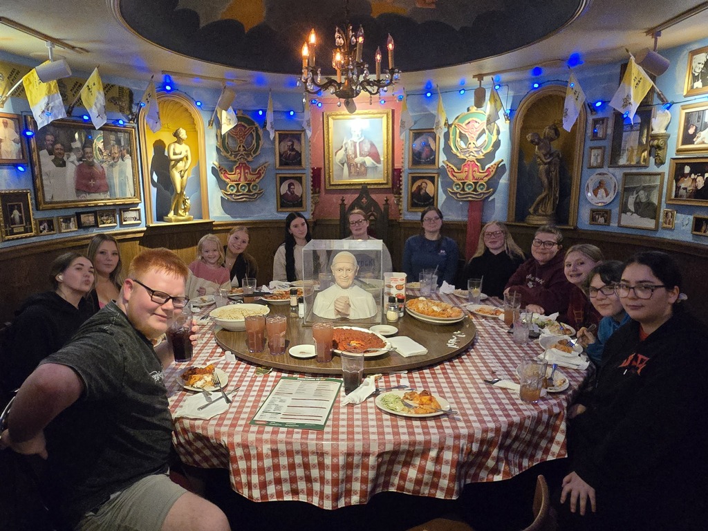 Group pic at restaurant