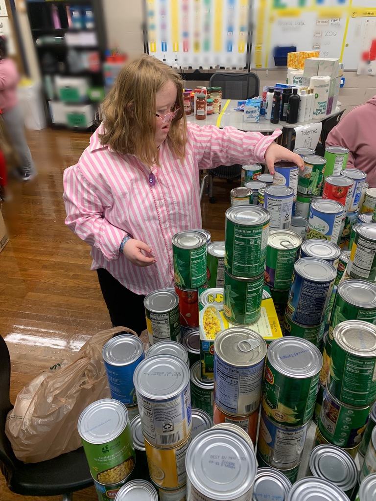 patriots pack the pantry