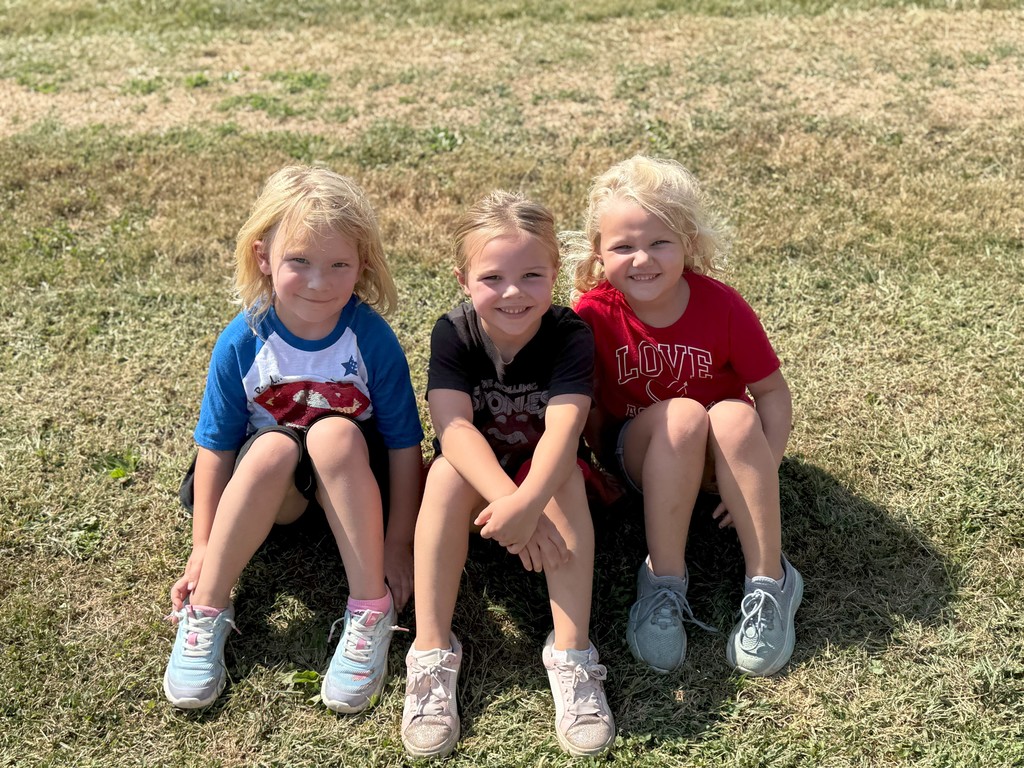 3 girls