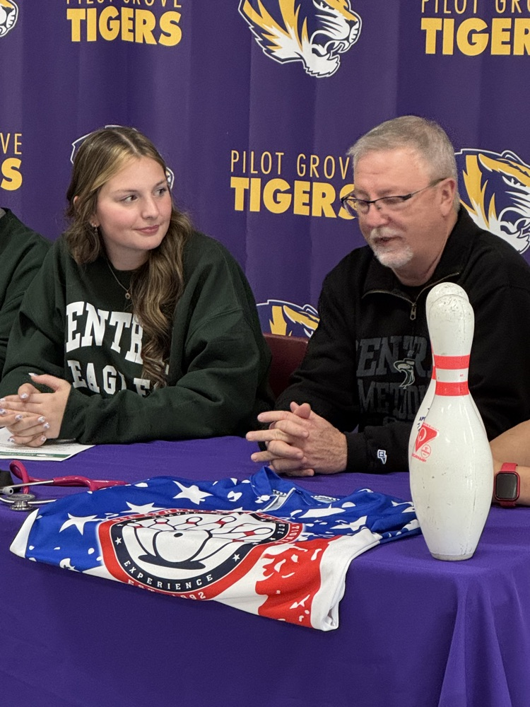 Grace Reuter Signs with CMU