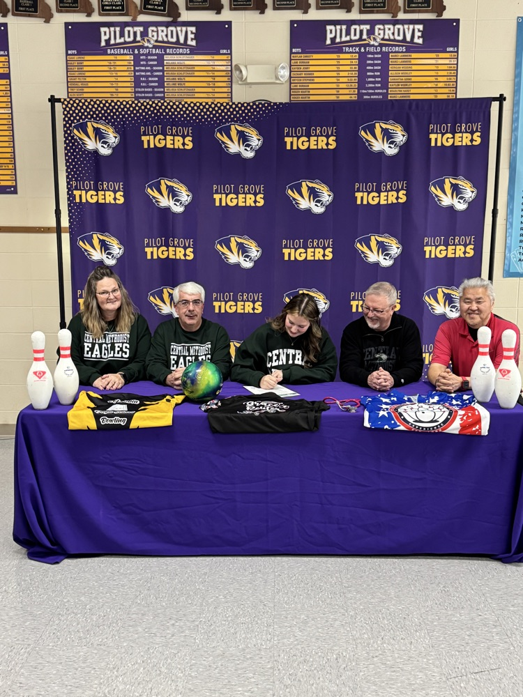 Grace Reuter Signs with CMU