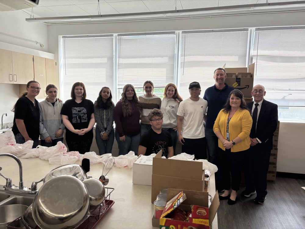 Leadership Students with St. Anthony CEO