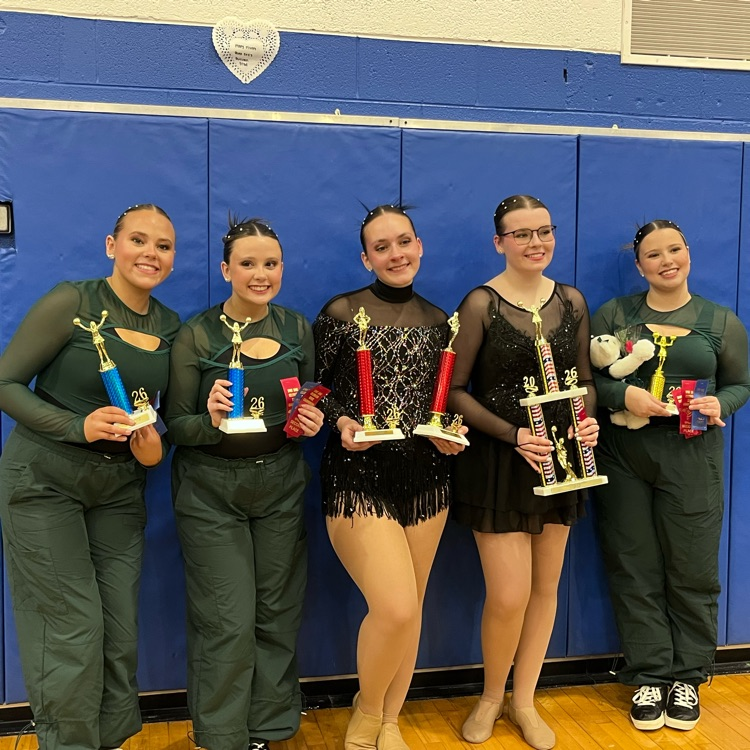 Five PHS dance Seniors with trophy. 