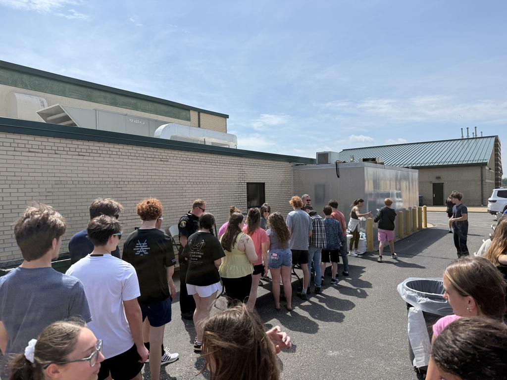 Students in the serving line for lunch