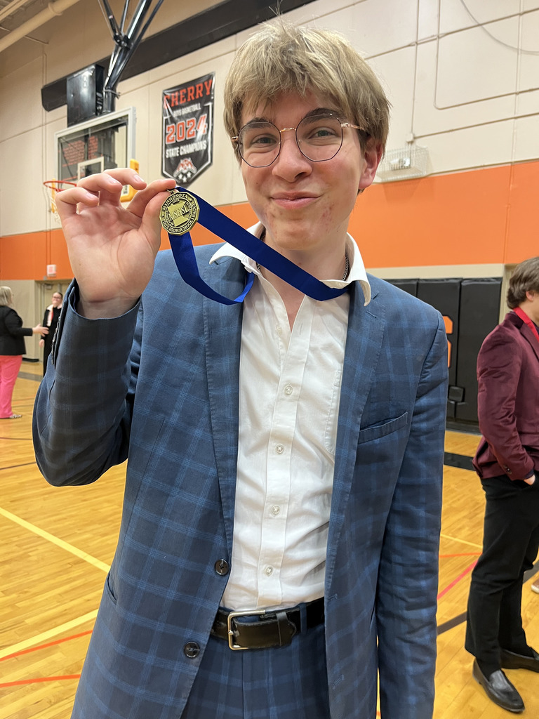 Elijah Kallberg: 1st place in Drama