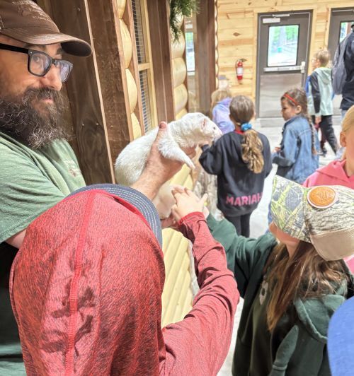 Third grade student field trip to Fawn Doe Rosa