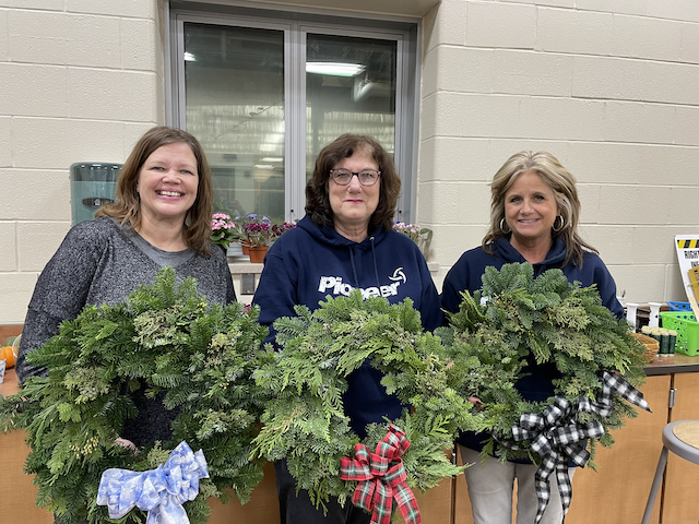 Wreath Decorating 
