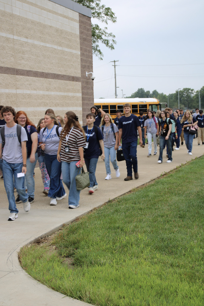 Welcome Back Seniors