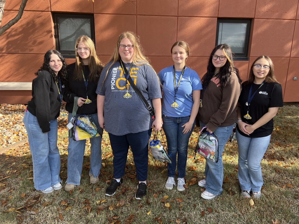 Pioneer Tech Teacher Prep Students at UCO Campus 
