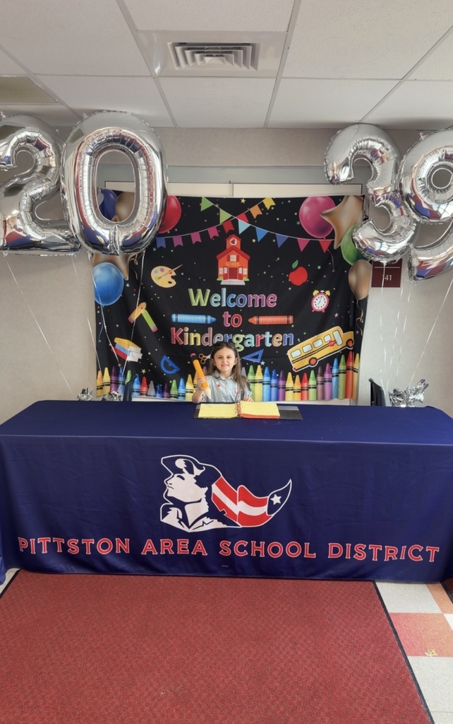 A future kindergarten student at a pittston area school district table with 2039 balloons