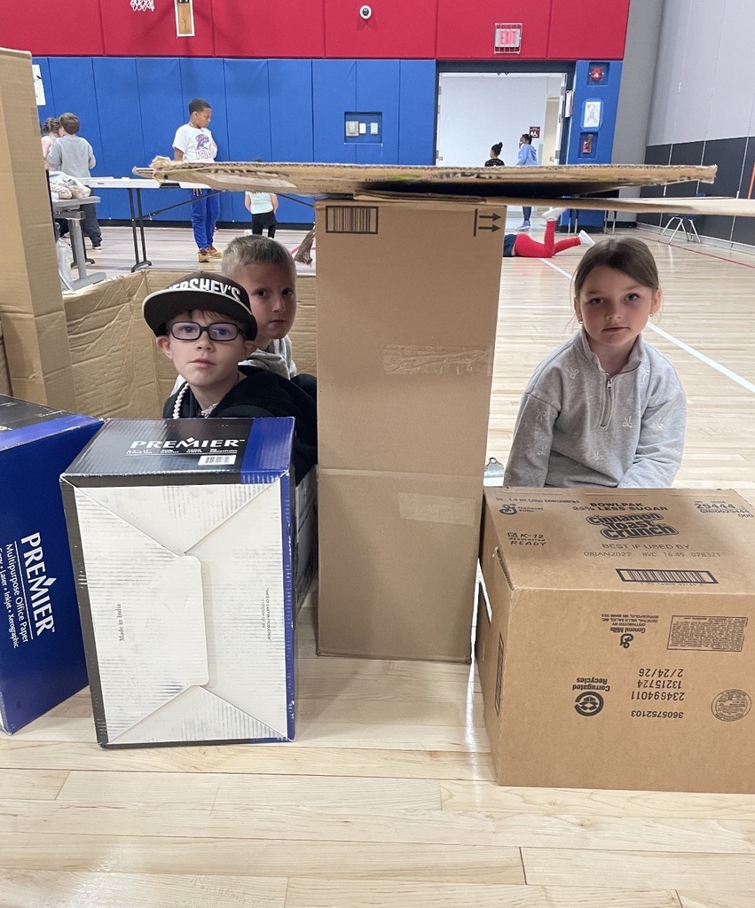 Students participating in stem activities 