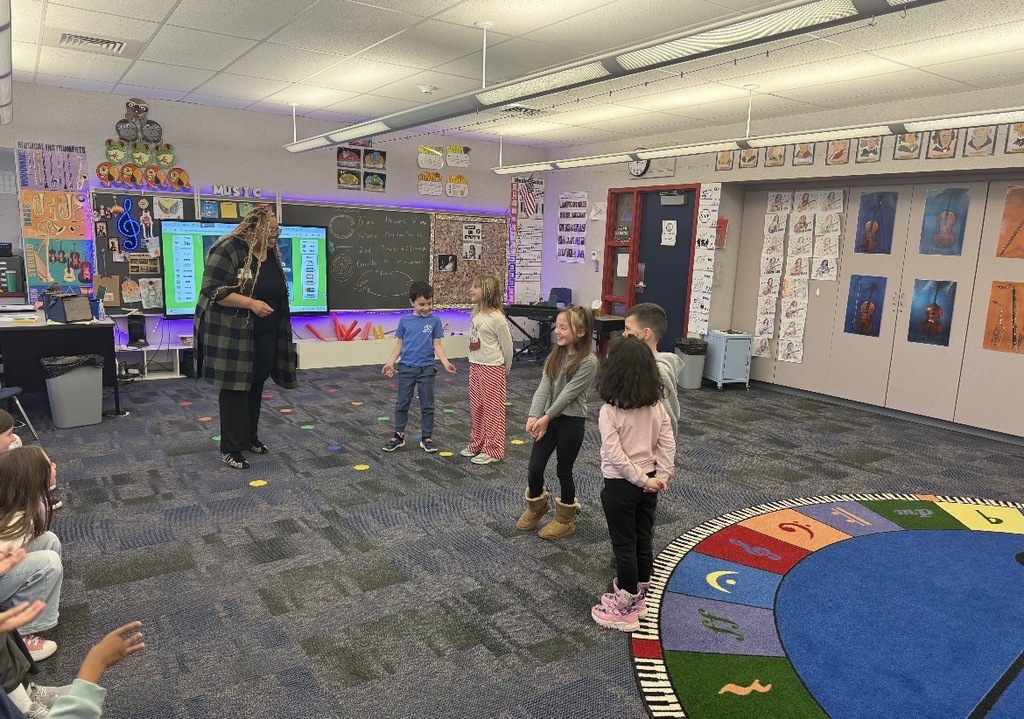 Jazz musician with first grade students  
